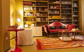 Luxury Bohemian Suite With Private Garden In Milan