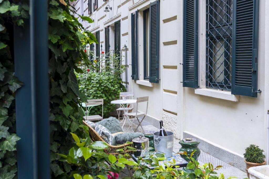 Luxury Bohemian Suite With Private Garden In Milan Extérieur photo