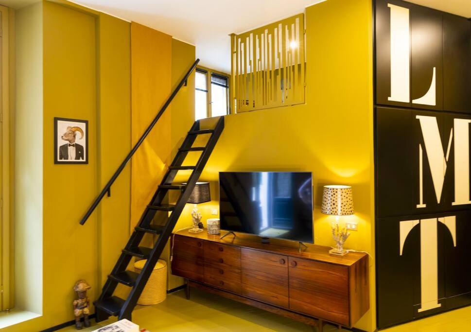 Luxury Bohemian Suite With Private Garden In Milan Extérieur photo