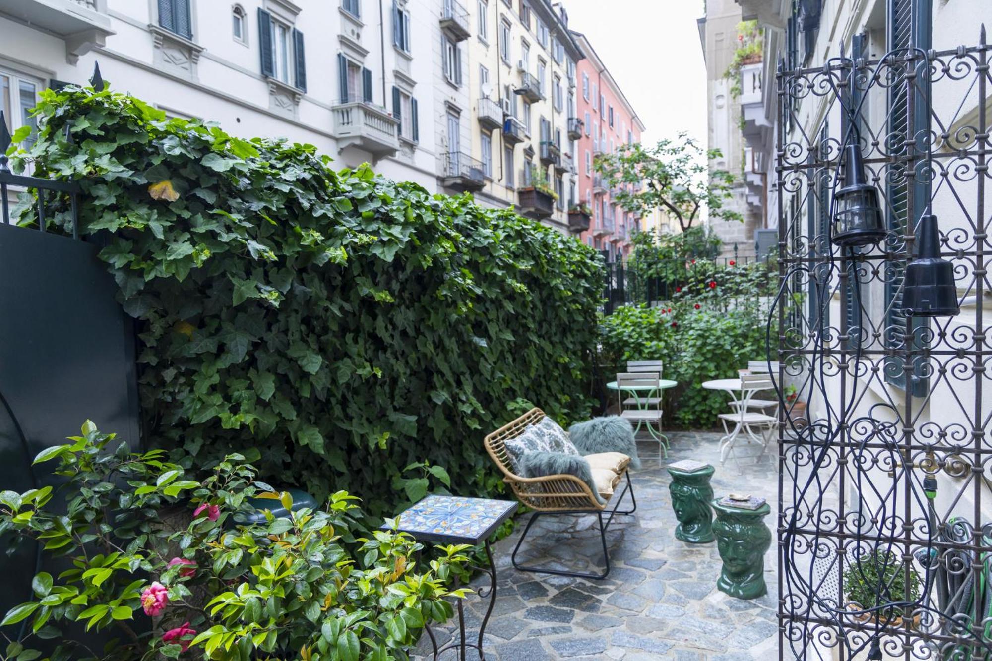 Luxury Bohemian Suite With Private Garden In Milan Extérieur photo